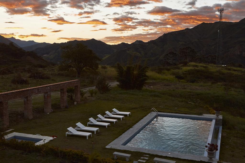 Villa Beatriz Lodge Vilcabamba Buitenkant foto