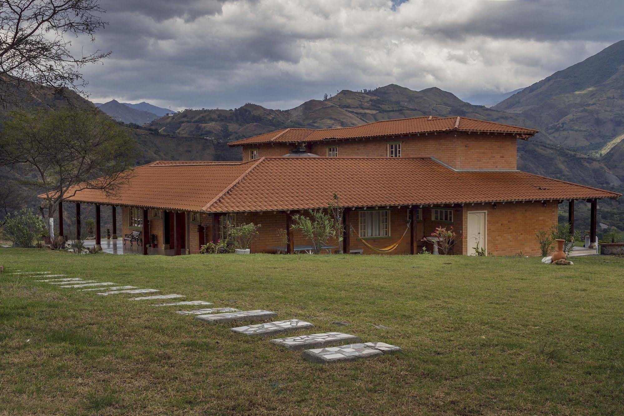 Villa Beatriz Lodge Vilcabamba Buitenkant foto
