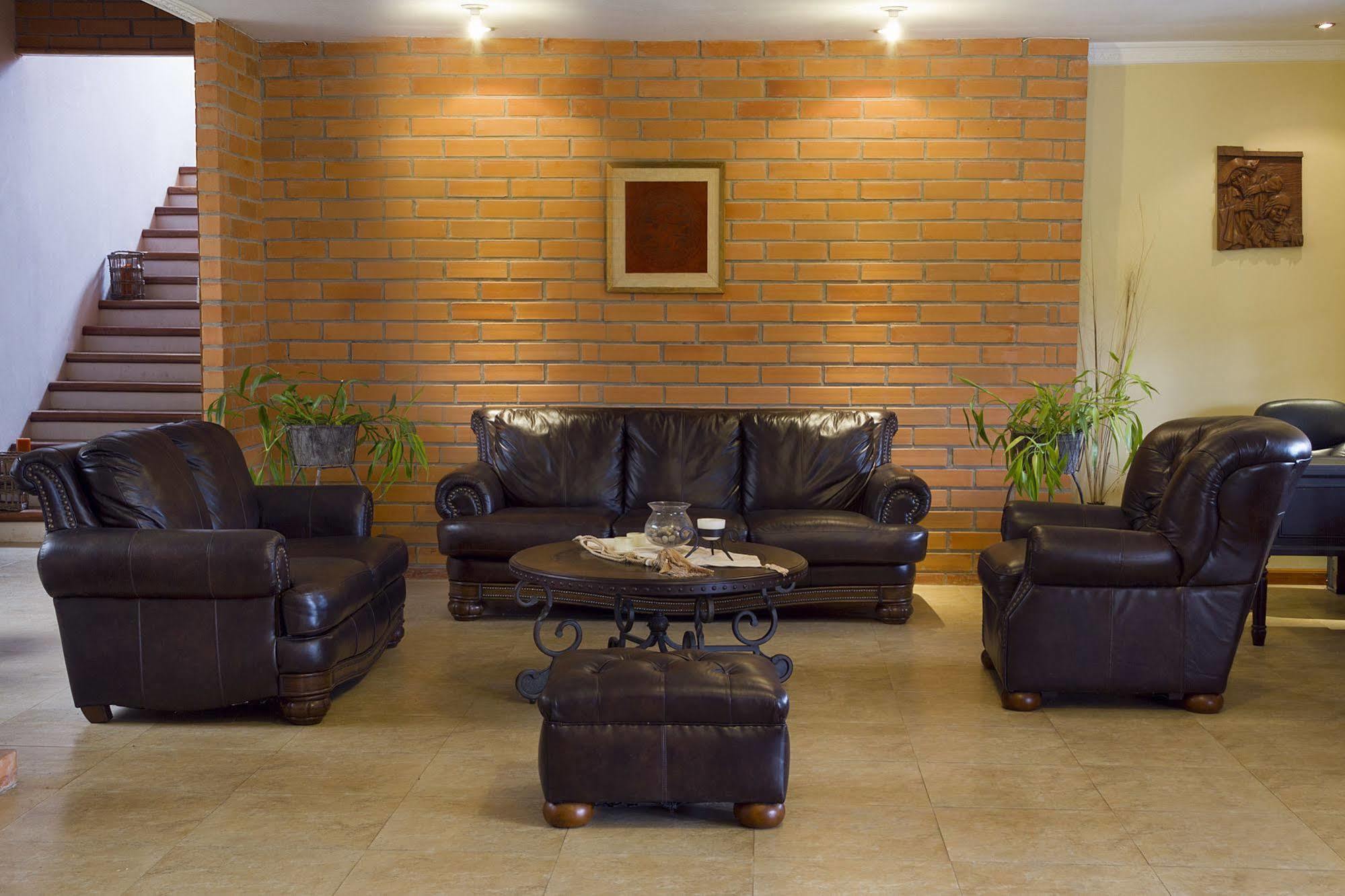 Villa Beatriz Lodge Vilcabamba Buitenkant foto